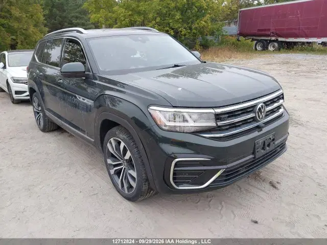 1V2FR2CA4NC515183 — 2022 Volkswagen Atlas, Water, фото до ремонта