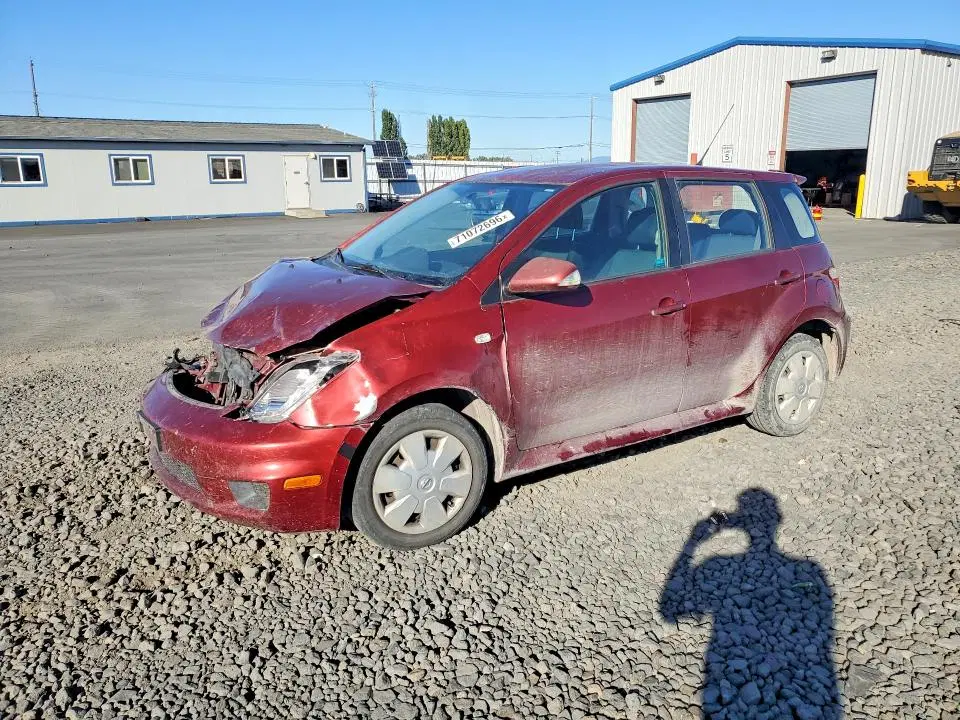 JTKKT604165021353 — 2006 Scion XA, Передняя часть, фото до ремонта