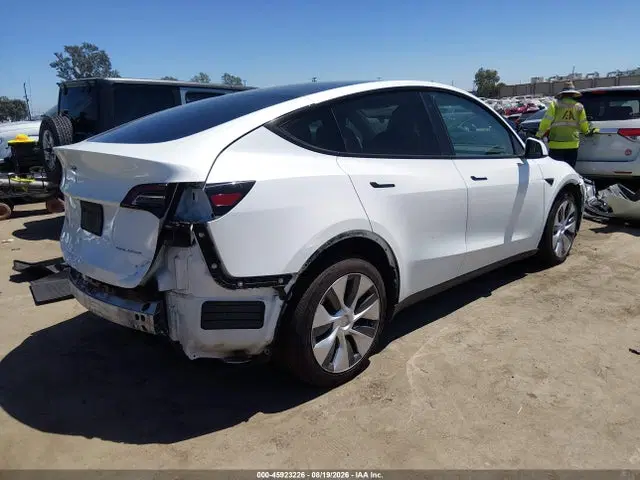 2021 Tesla Model Y Long Range Dual Motor All-wheel Drive VIN 5YJYGDEE7MF217370 фото 4