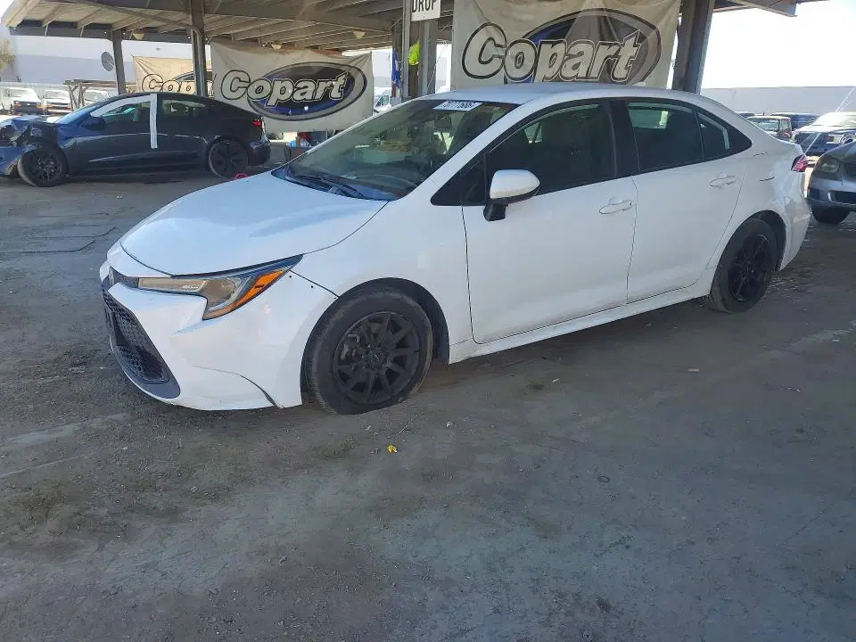 5YFEPMAE7MP179135 — 2021 Toyota Corolla, Передняя часть (Front End), фото до ремонта