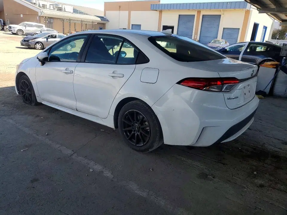 2021 Toyota Corolla VIN 5YFEPMAE7MP179135 фото 2