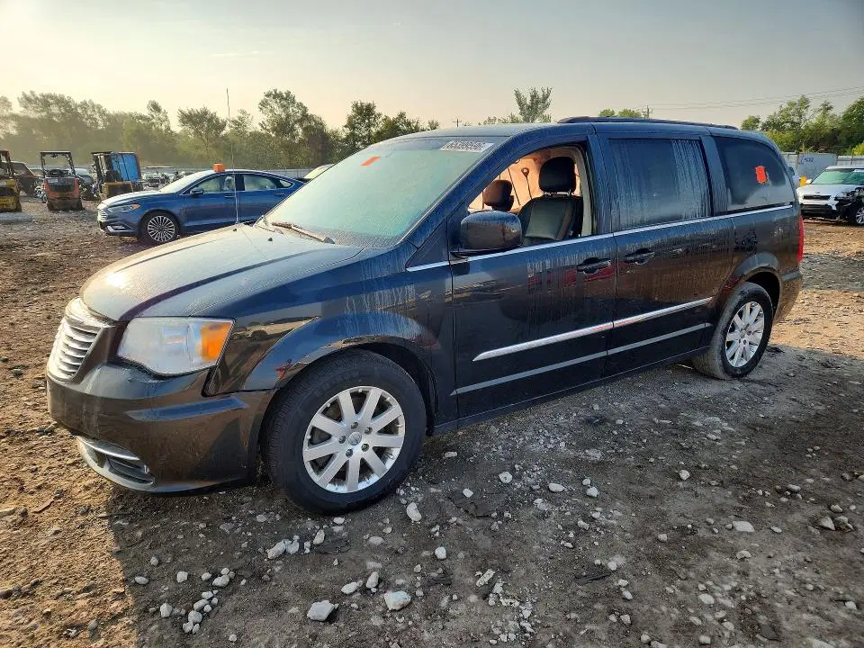 2C4RC1BG2GR268305 — 2016 Chrysler TOWN & Country, Боковая часть, фото до ремонта