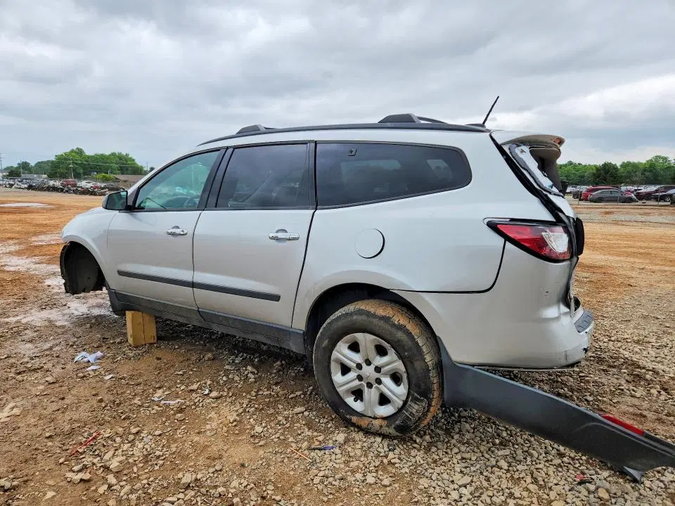 2016 CHEVROLET TRAVERSE VIN 1GNKRFED2GJ321384 фото 2