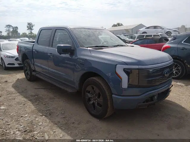 1FT6W1EV9PWG06360 — 2023 Ford F-150 Lightning Lariat, Передняя часть (Front End), фото до ремонта