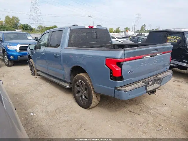 2023 Ford F-150 Lightning Lariat VIN 1FT6W1EV9PWG06360 фото 3