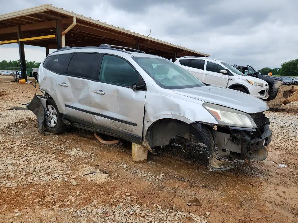 2016 CHEVROLET TRAVERSE VIN 1GNKRFED2GJ321384 фото 4