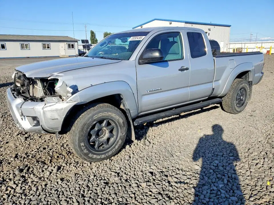 5TFUX4EN2DX018974 — 2013 Toyota Tacoma, Передняя часть (Front End), фото до ремонта
