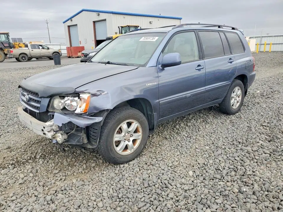 JTEHF21A130106834 — 2003 Toyota Highlander, Передняя часть (Front End), фото до ремонта