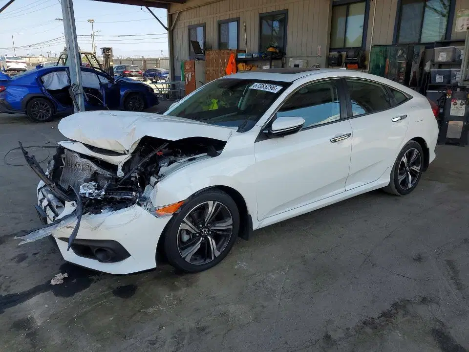 2HGFC1F93GH641647 — 2016 Honda Civic, Передняя часть (Front End), фото до ремонта