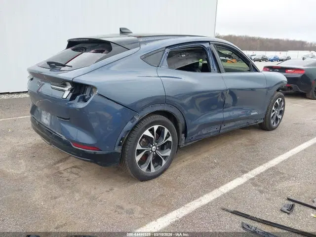 2021 Ford Mustang Mach-e Premium VIN 3FMTK3SU9MMA40441 фото 4