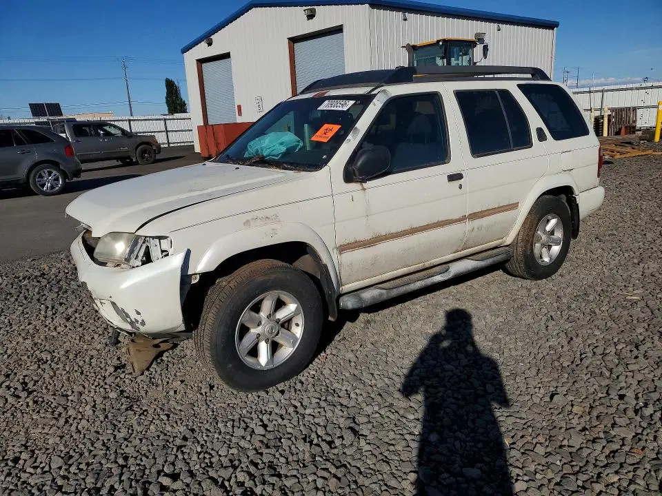 JN8DR09Y13W818374 — 2003 Nissan Pathfinder, Передняя часть (Front End), фото до ремонта