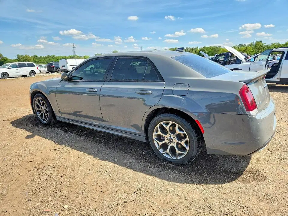 2017 CHRYSLER 300 VIN 2C3CCAGG1HH628772 фото 2