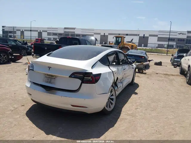 2021 Tesla Model 3 Standard Range Plus Rear-wheel Drive VIN 5YJ3E1EA4MF858679 фото 4