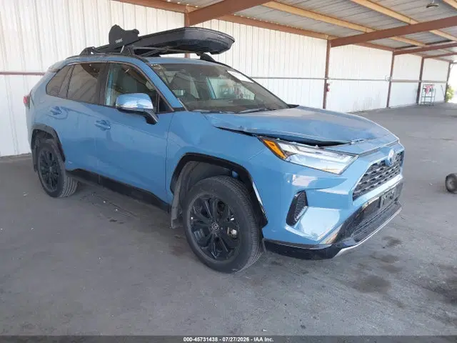 4T3T6RFV4RU157445 — 2024 Toyota RAV4 Hybrid SE, Передняя часть (Front End), фото до ремонта