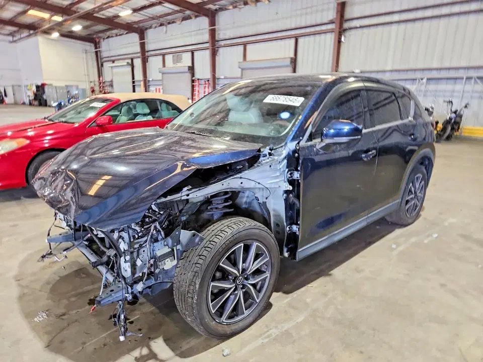 JM3KFADM9J1325565 — 2018 Mazda CX-5, Передняя часть (Front End), фото до ремонта