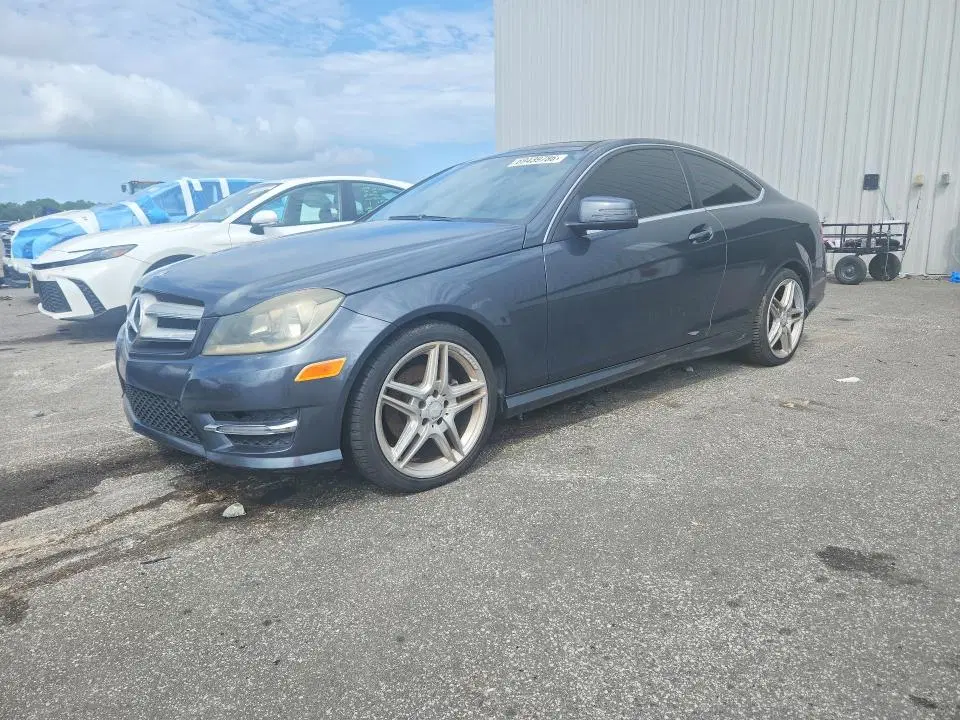 WDDGJ4HB3DG047020 — 2013 Mercedes-Benz C, Механические повреждения (Mechanical), фото до ремонта