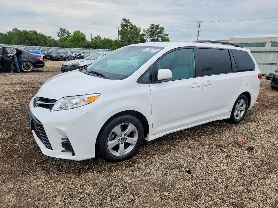 5TDKZ3DC3LS064605 — 2020 Toyota Sienna, Боковая часть, фото до ремонта