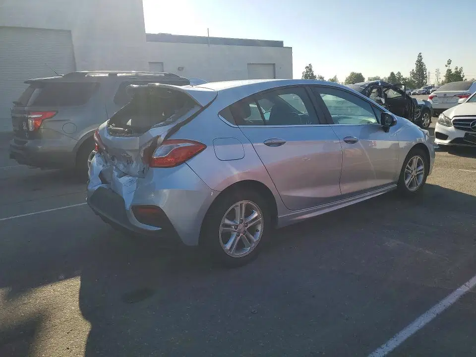 2017 Chevrolet Cruze VIN 3G1BE6SMXHS584711 фото 3