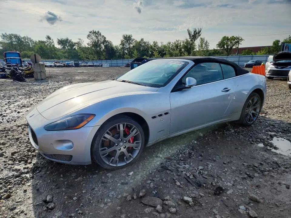 ZAM45KMA4B0057057 — 2011 Maserati Granturismo, подтопление, фото до ремонта