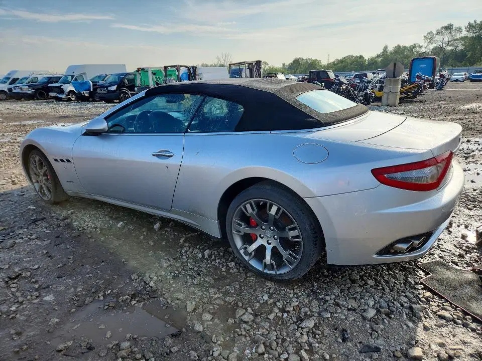 2011 MASERATI GRANTURISMO VIN ZAM45KMA4B0057057 фото 2