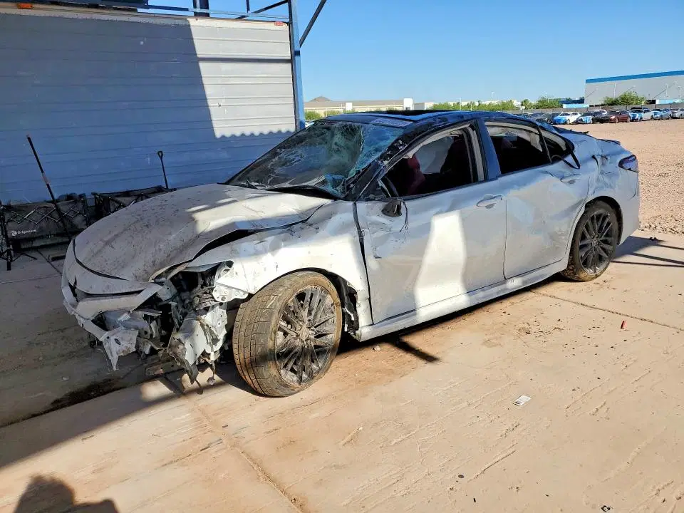 4T1K61AK5NU007762 — 2022 Toyota Camry, Опрокидывание (Rollover), фото до ремонта