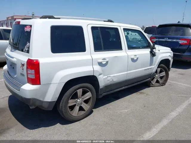 2016 Jeep Patriot High Altitude Edition VIN 1C4NJPFA7GD603560 фото 4