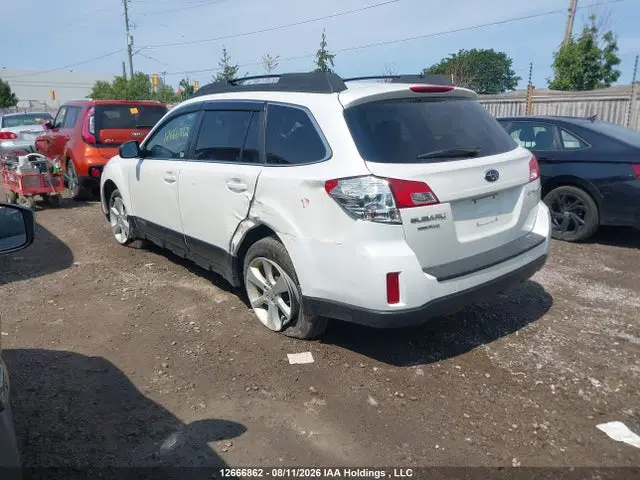 2014 Subaru Outback 2.5i Premium VIN 4S4BRGDC5E3214382 фото 3