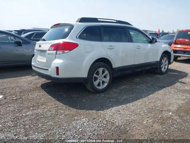 2014 Subaru Outback 2.5i Premium VIN 4S4BRGDC5E3214382 фото 4