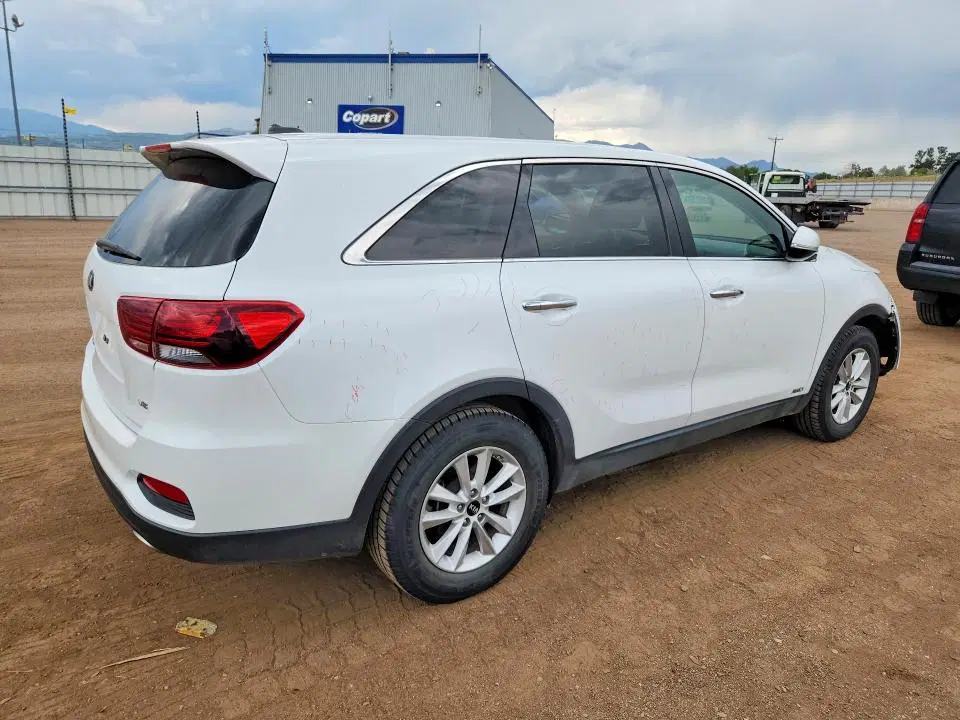 2019 KIA Sorento VIN 5XYPGDA52KG514473 фото 3
