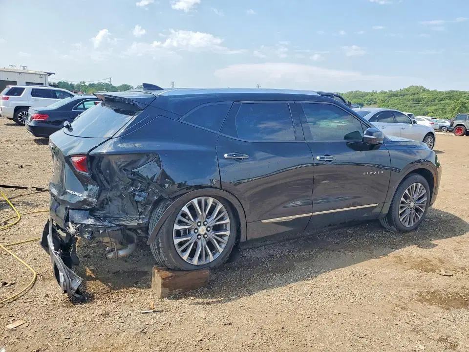 2020 CHEVROLET BLAZER VIN 3GNKBLRS2LS633645 фото 3