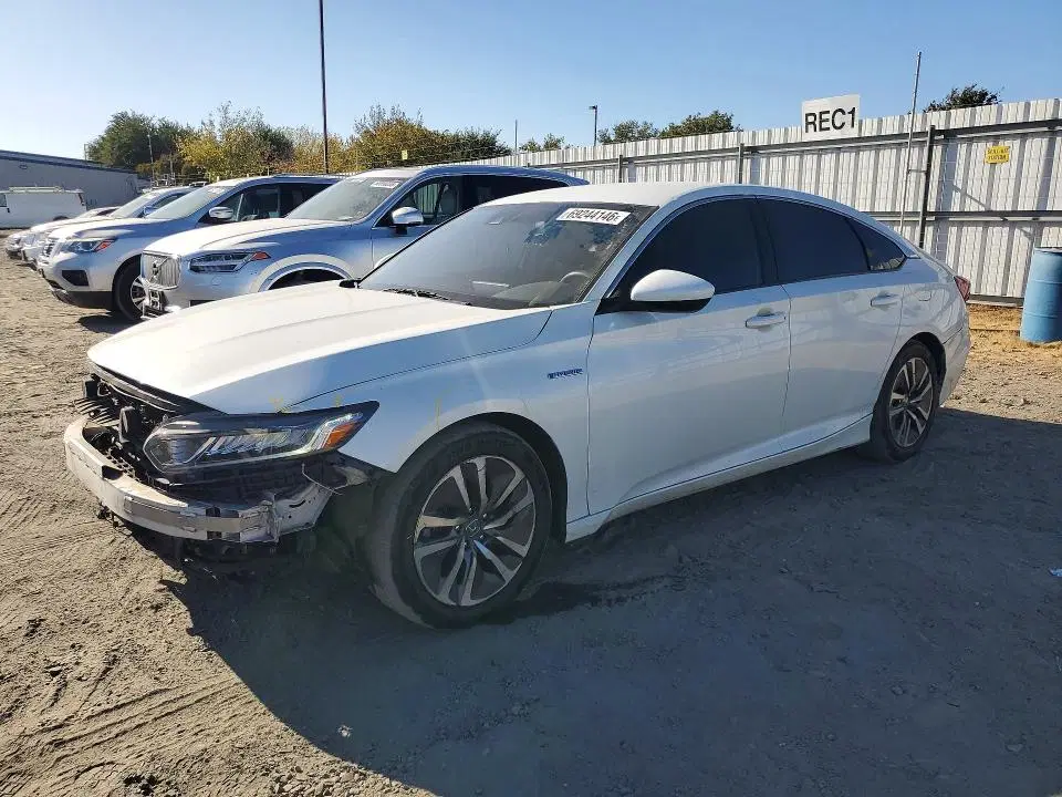1HGCV3F14JA010415 — 2018 Honda Accord, Передняя часть (Front End), фото до ремонта