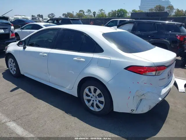 2026 Toyota COROLLA LE VIN JTDB4MEE0T3034208 фото 3