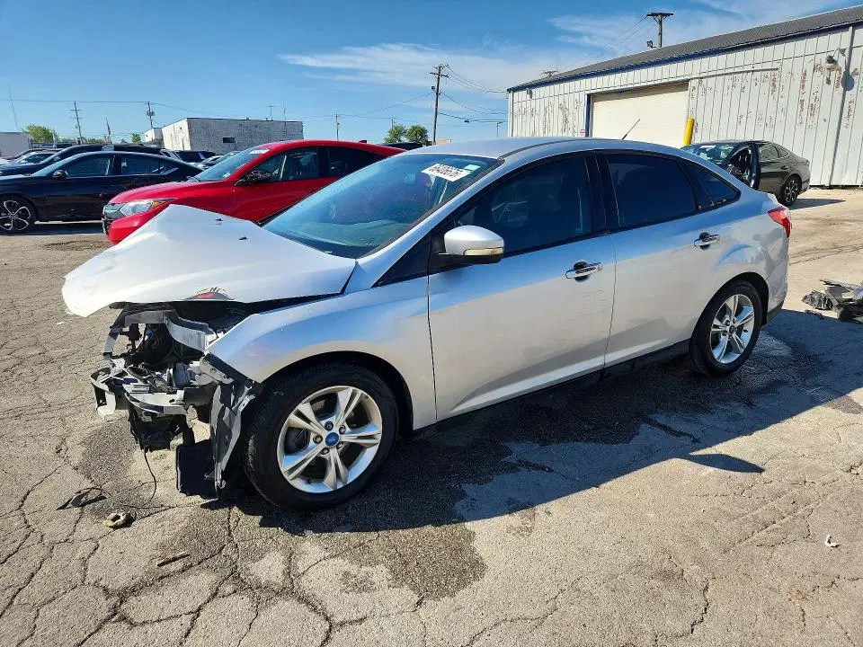 1FADP3F25EL360979 — 2014 Ford Focus, Передняя часть, фото до ремонта