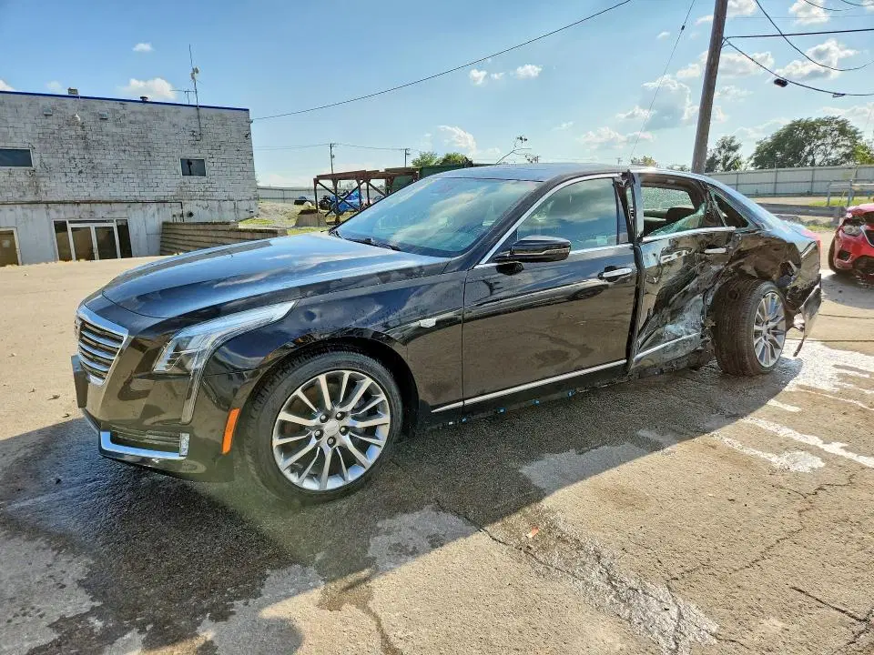 1G6KD5RS1JU155572 — 2018 Cadillac CT6, Боковая часть, фото до ремонта