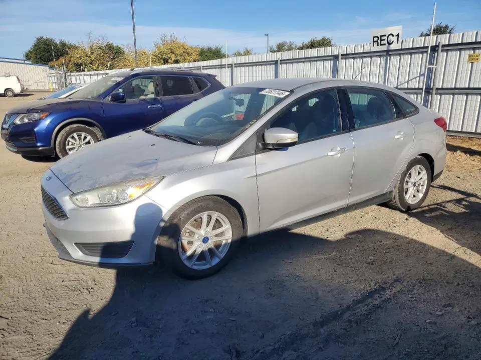 1FADP3F27HL296433 — 2017 Ford Focus, Естественный износ (Normal Wear), фото до ремонта