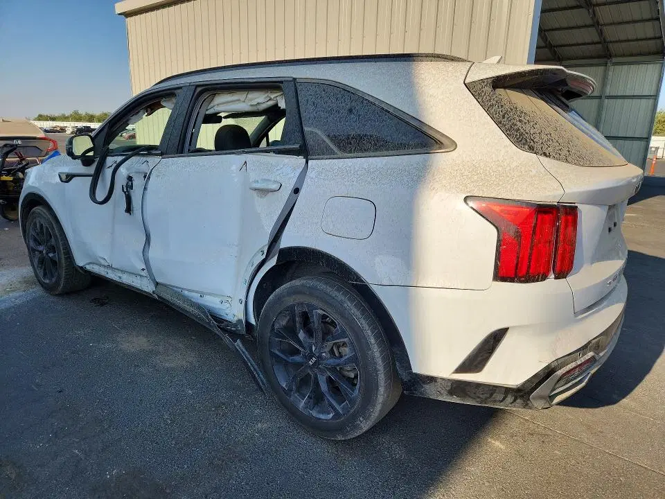 2021 KIA Sorento VIN 5XYRK4LF5MG044018 фото 2