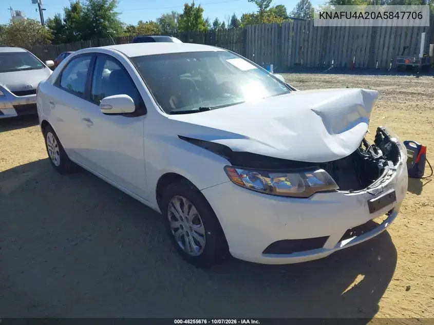 KNAFU4A20A5847706 — 2010 Kia Forte, передняя часть, фото до ремонта