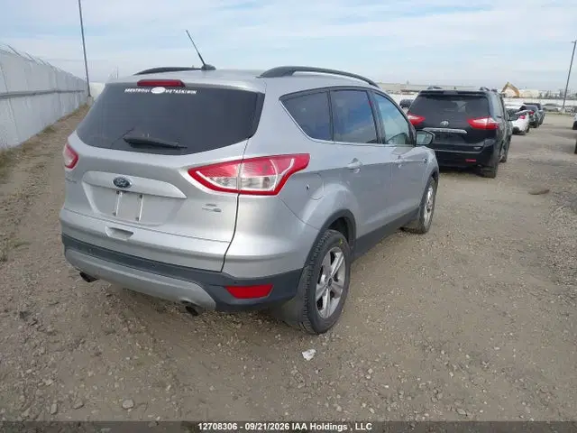 2015 Ford ESCAPE SE VIN 1FMCU9G90FUC47686 фото 4