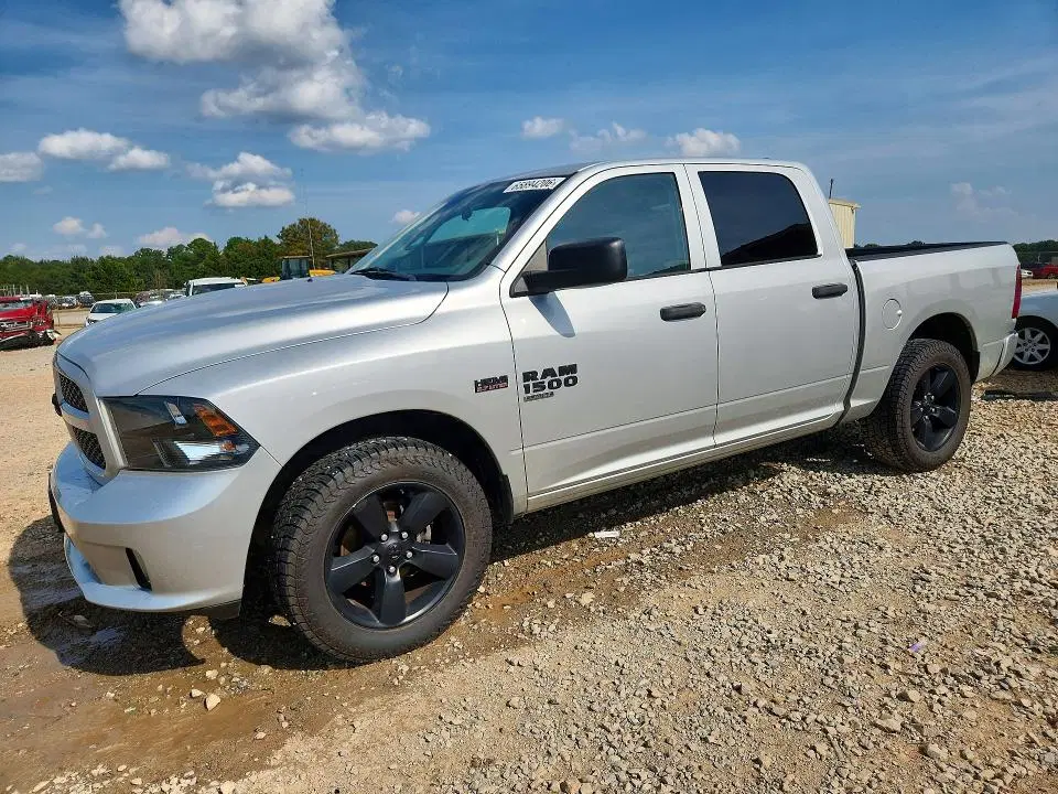 1C6RR7KT0KS548558 — 2019 RAM 1500 Classic, механические повреждения, фото до ремонта