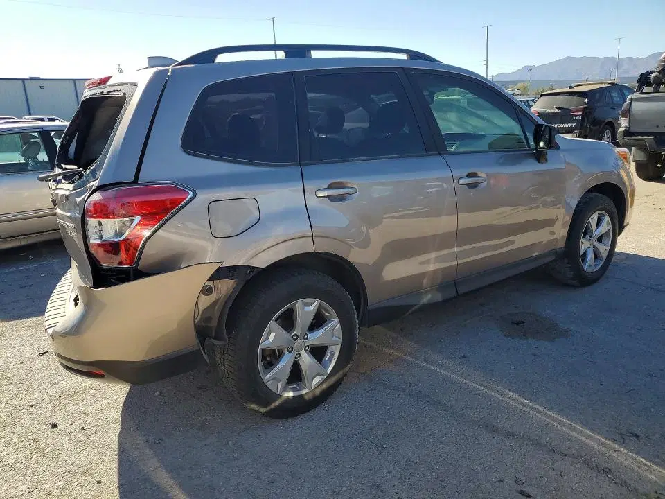 2016 Subaru Forester VIN JF2SJABC5GH457595 фото 3