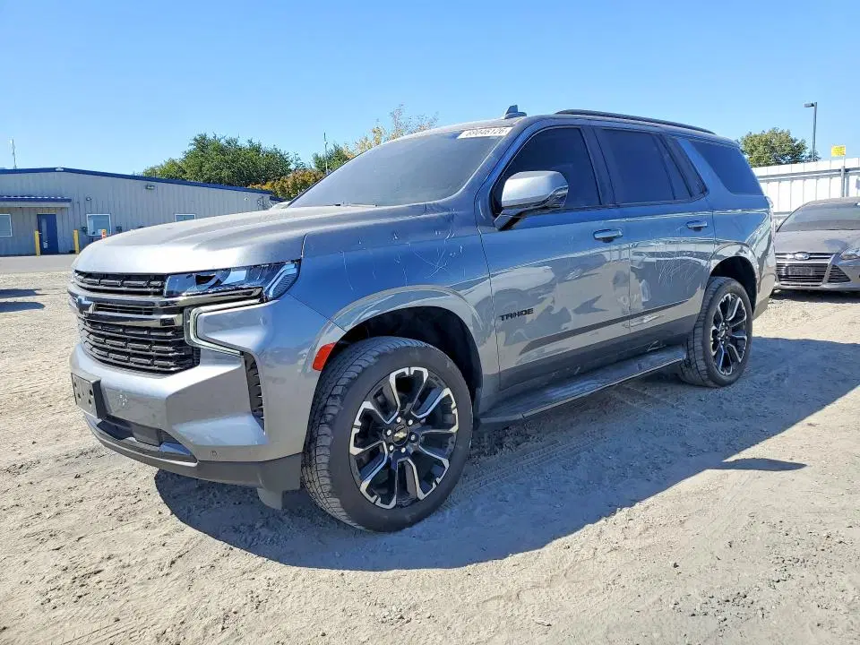1GNSKRKL5NR333934 — 2022 Chevrolet Tahoe, Вандализм (Vandalism), фото до ремонта