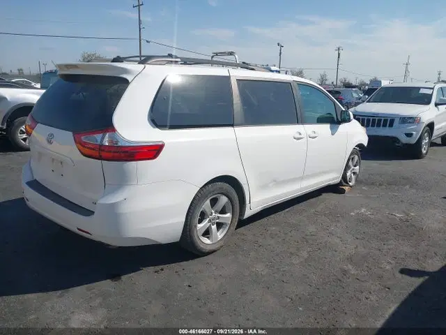 2017 Toyota Sienna Le 8 Passenger VIN 5TDKZ3DC1HS874998 фото 4