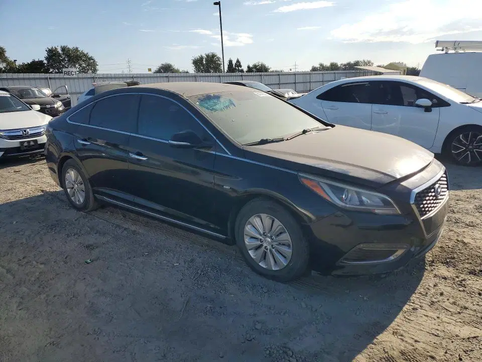 2016 Hyundai SONATA HYBRID VIN KMHE24L16GA013427 фото 4