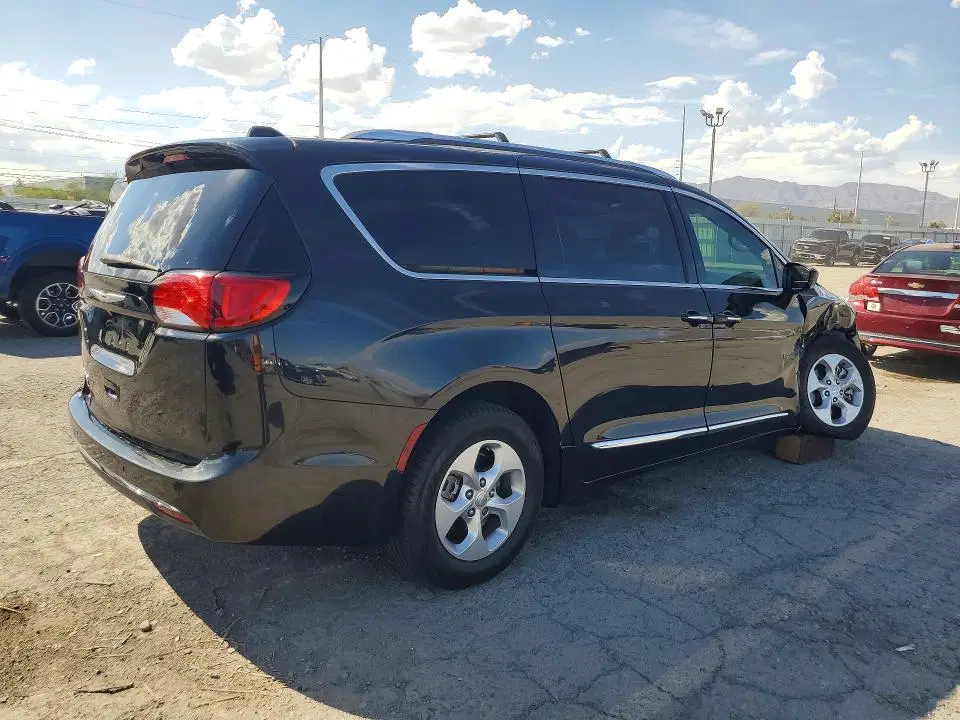 2017 Chrysler Pacifica VIN 2C4RC1EG9HR757359 фото 3