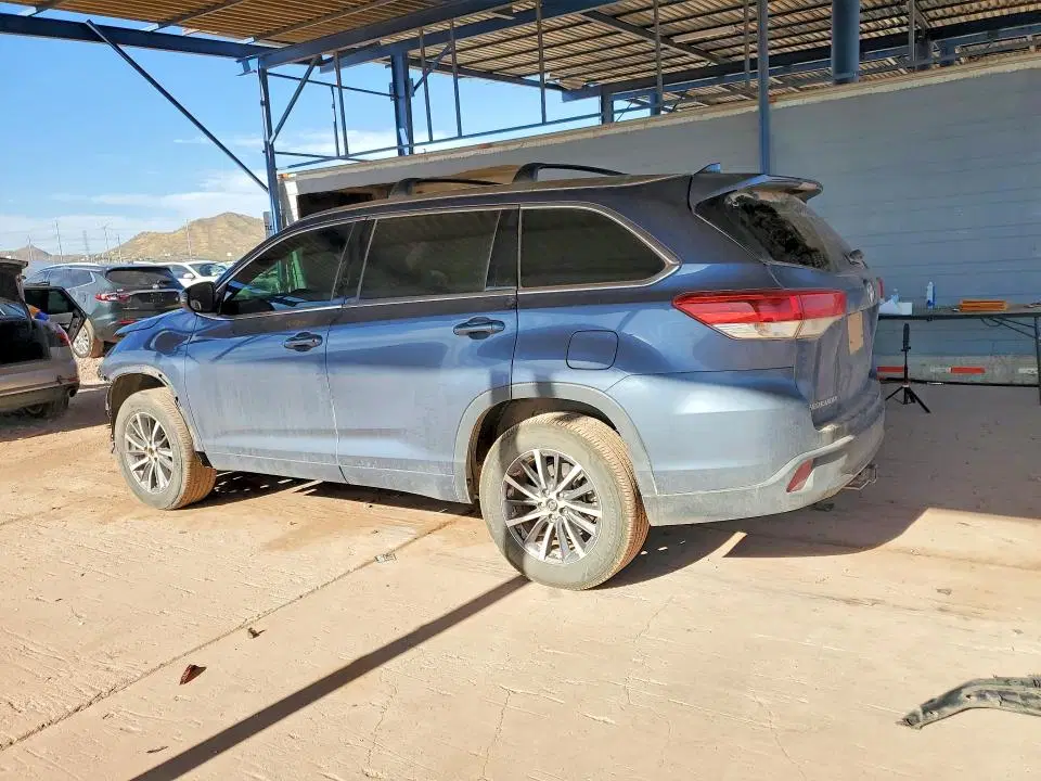 2017 Toyota Highlander VIN 5TDKZRFH8HS217336 фото 2