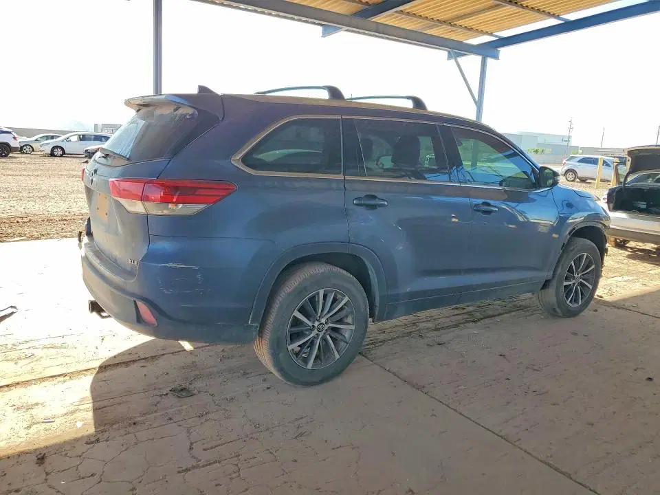 2017 Toyota Highlander VIN 5TDKZRFH8HS217336 фото 3