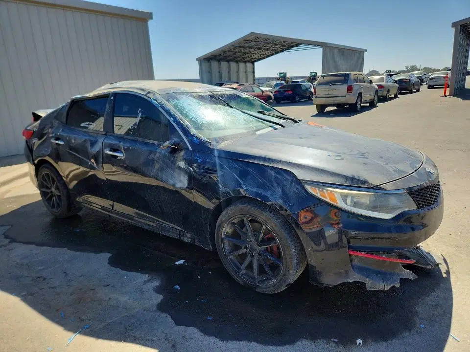 2016 KIA Optima VIN 5XXGT4L3XGG060914 фото 4
