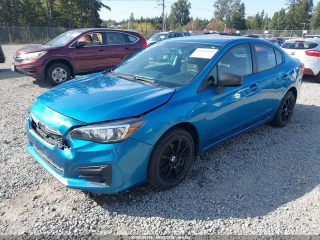 2018 Subaru Impreza 2.0i VIN 4S3GKAA65J3603429 фото 2