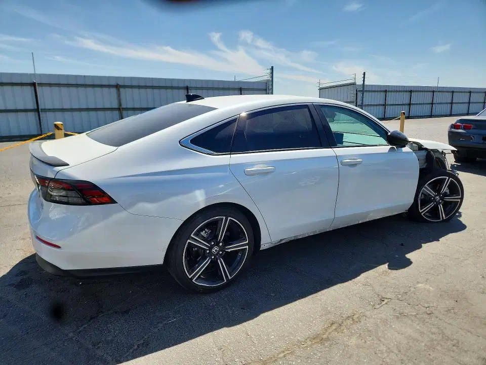 2025 Honda Accord VIN 1HGCY2F59SA092986 фото 3