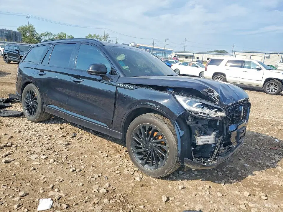 2023 LINCOLN AVIATOR VIN 5LM5J7XC5PGL28651 фото 4